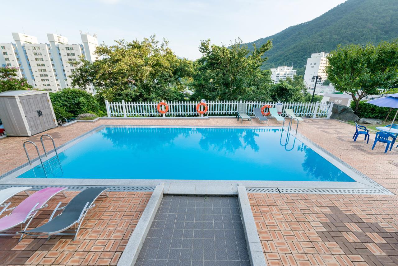 Home Fourest Resort גאוז'ה מראה חיצוני תמונה